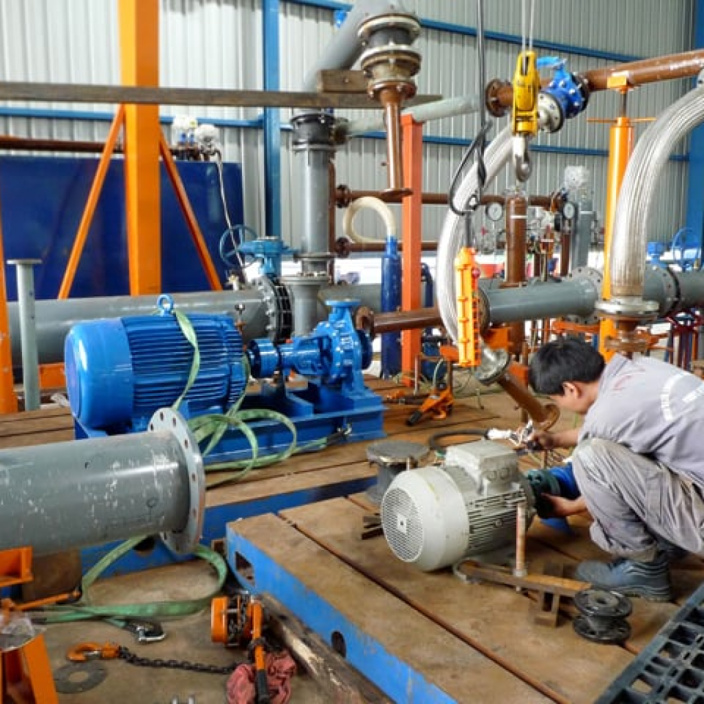 Submersible pump repair experts Singapore