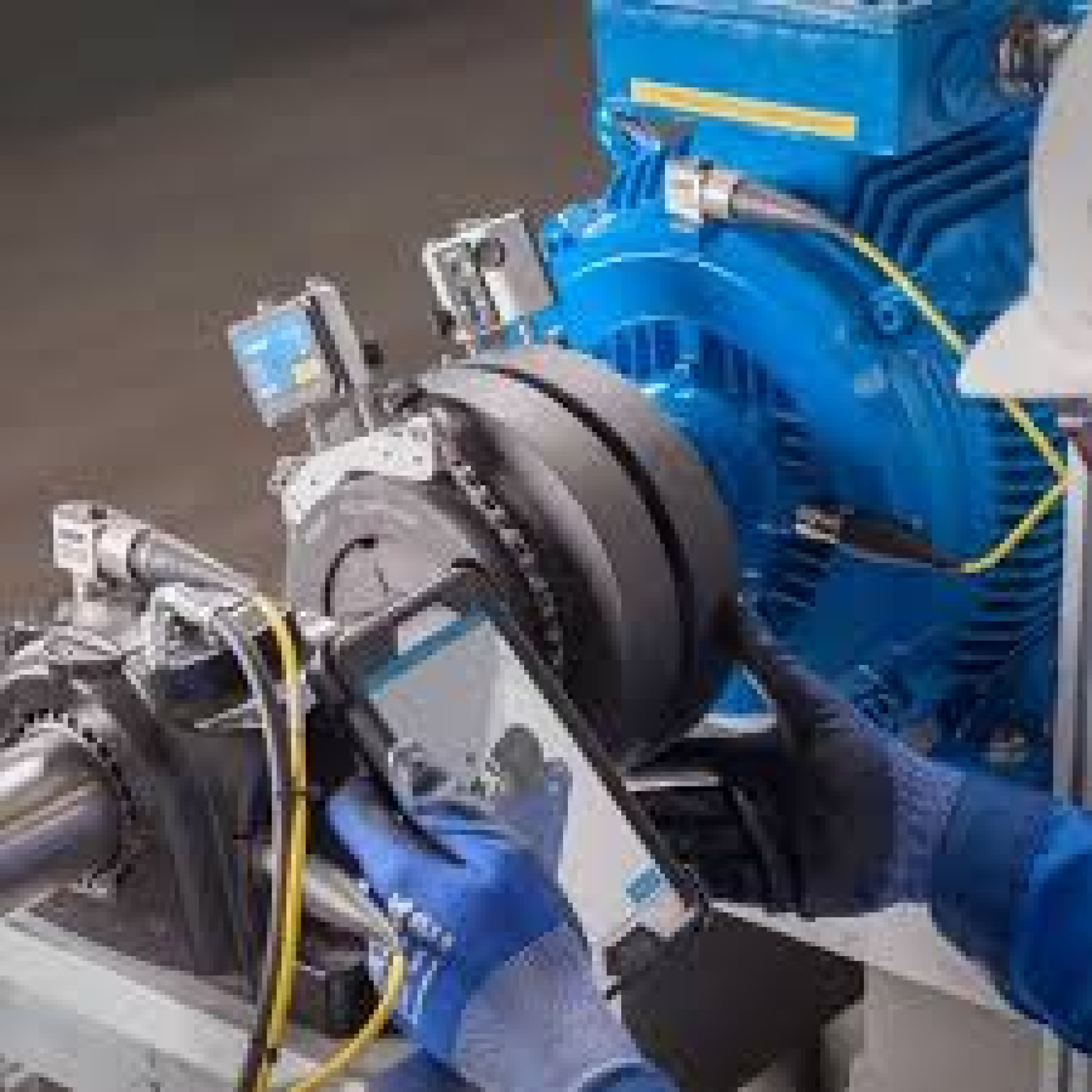 Laser alignment pump service Singapore uses advanced laser measurement ...
